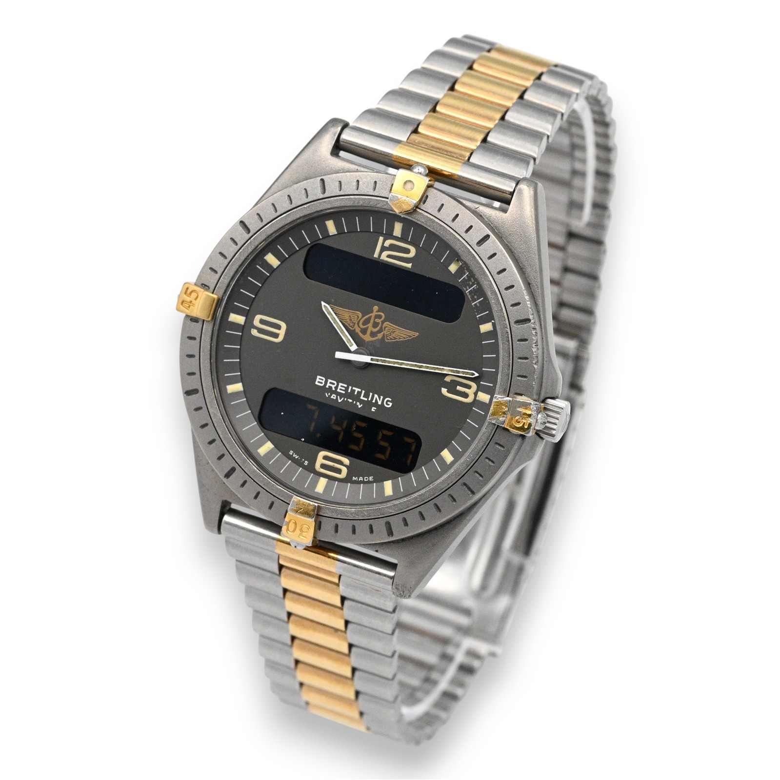 BREITLING AEROSPACE NAVITIMER ANALOG DIGITAL QUAR… - image 2