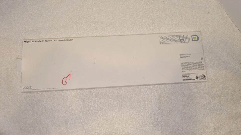 APPLE - Magic Keyboard w/ Touch ID &Numeric Keypad - A2520 - MK2C3Z/A - Silver - Image 2 of 4