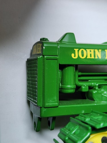 John Deere Limdeman Crawler By SpecCast 1/16 Scale - Picture 6 of 13