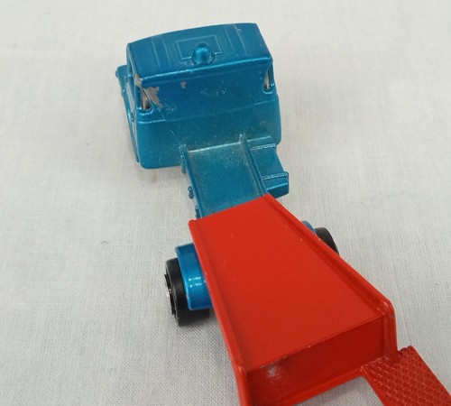 VTG 1970's Majorette Scania blue truck with yellow sailboat on trailer France - Picture 6 of 12