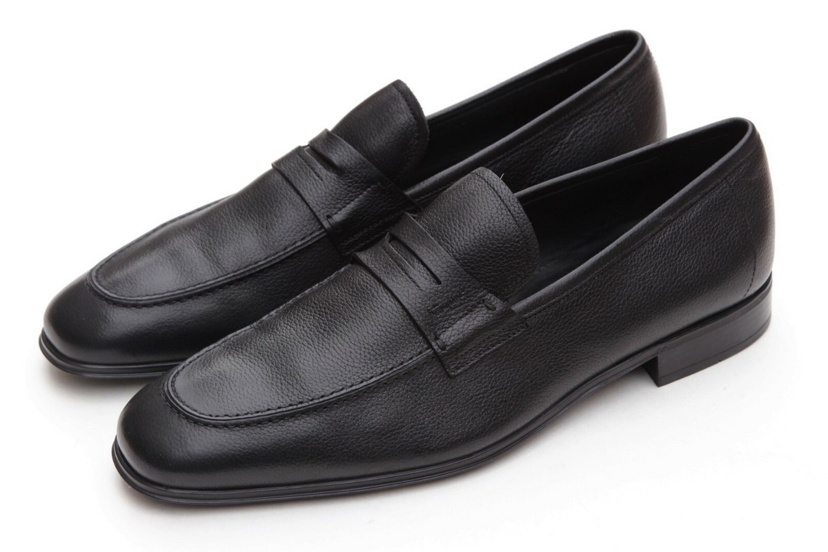 SALVATORE FERRAGAMO SHOES SAM PENNY LOAFERS BLACK LEATHER w LOGO sz 8 EEE Ferragamo - Sam Black Leather Penny Loafer | Mitchell Stores main image 2