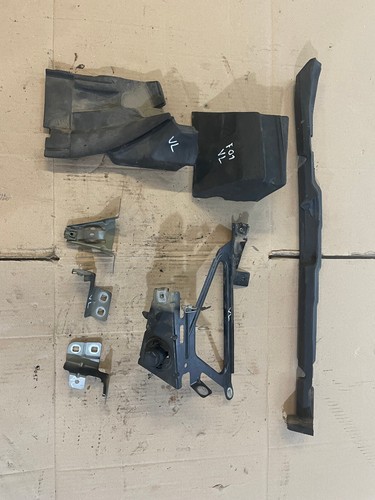 BMW F01 F02 Kotflügel Halter vorne links SET 7207185 7204497 7204499 730d 740d