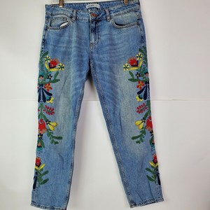 تخصيص zara jeans with flowers 