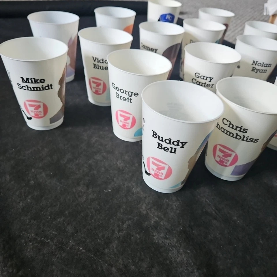 7 Eleven , 1982 Baseball Drinking Cups - Lot of 16 ~ Brett, Rose , Ryan,  Bell, - Image 2 of 4
