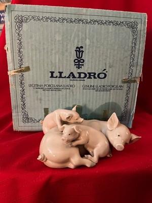 Lladro 5228 Cerda y Cerditos Figurine Pig Sow and Piglets Playful Piglets