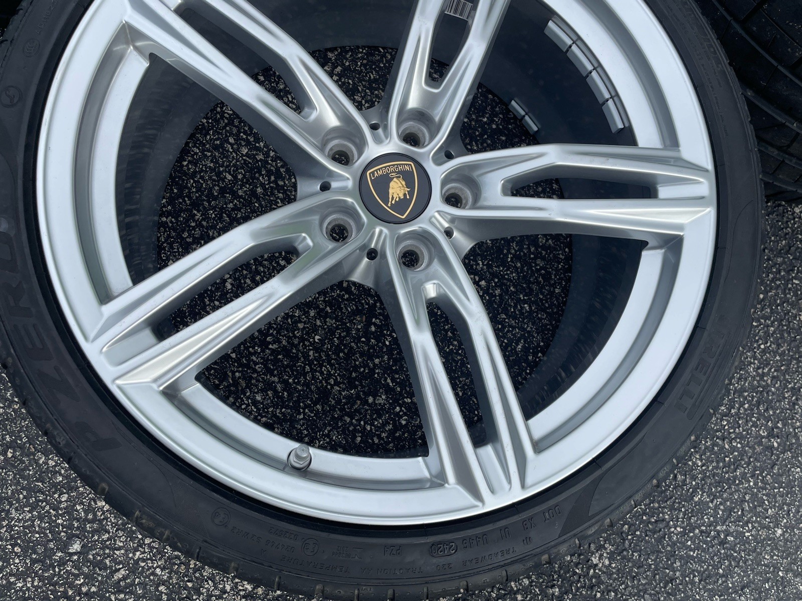 Lamborghini Huracan FRONT Wheel Rim Genuine OEM Silver 8.5 x 19 ET27 4T0601017