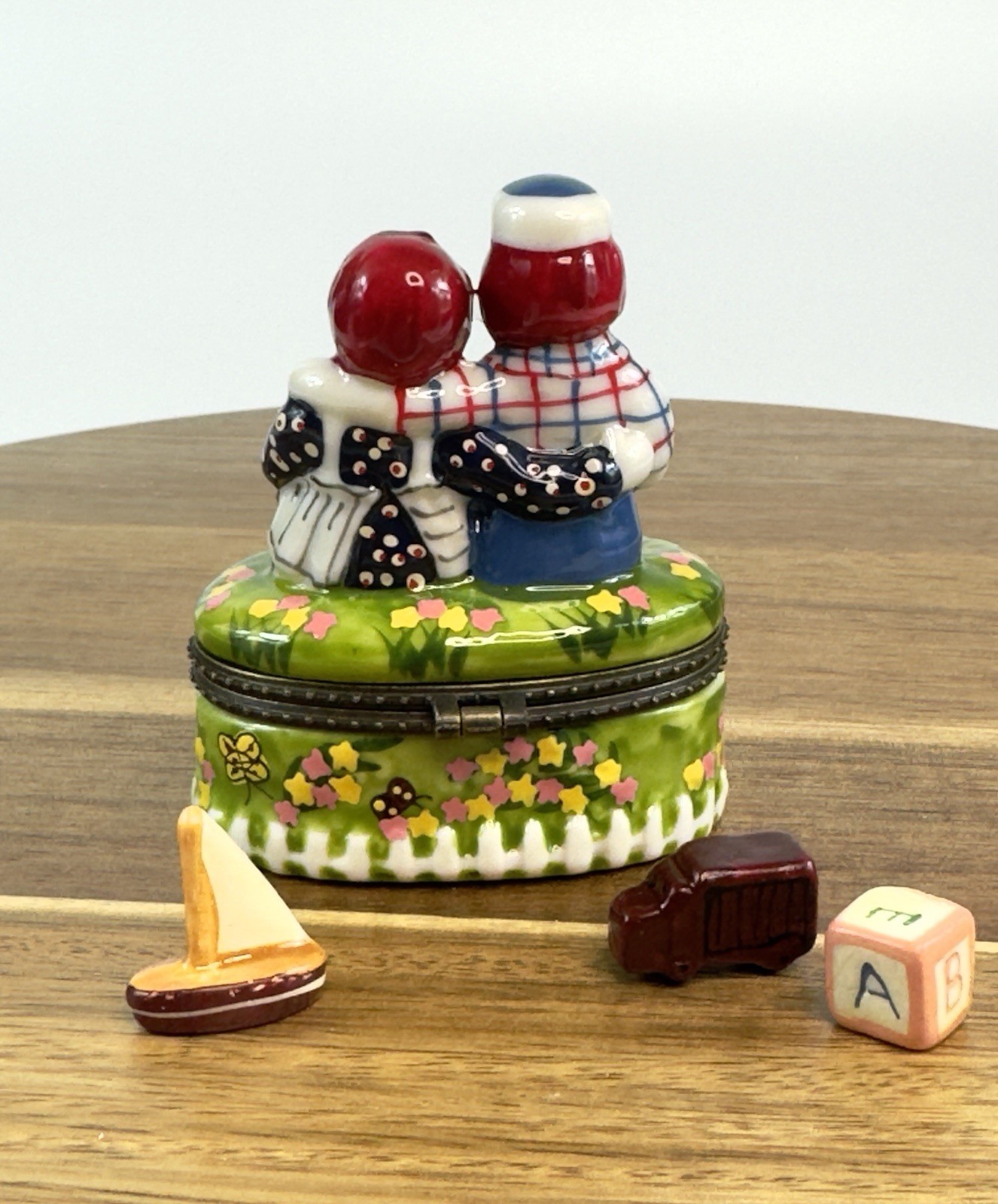 Porcelain Hinged Trinket Box Raggedy Ann And Andy