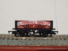 Hornby (OO) R6009 4 Plank Wagon 'HENSALL SAND'.
