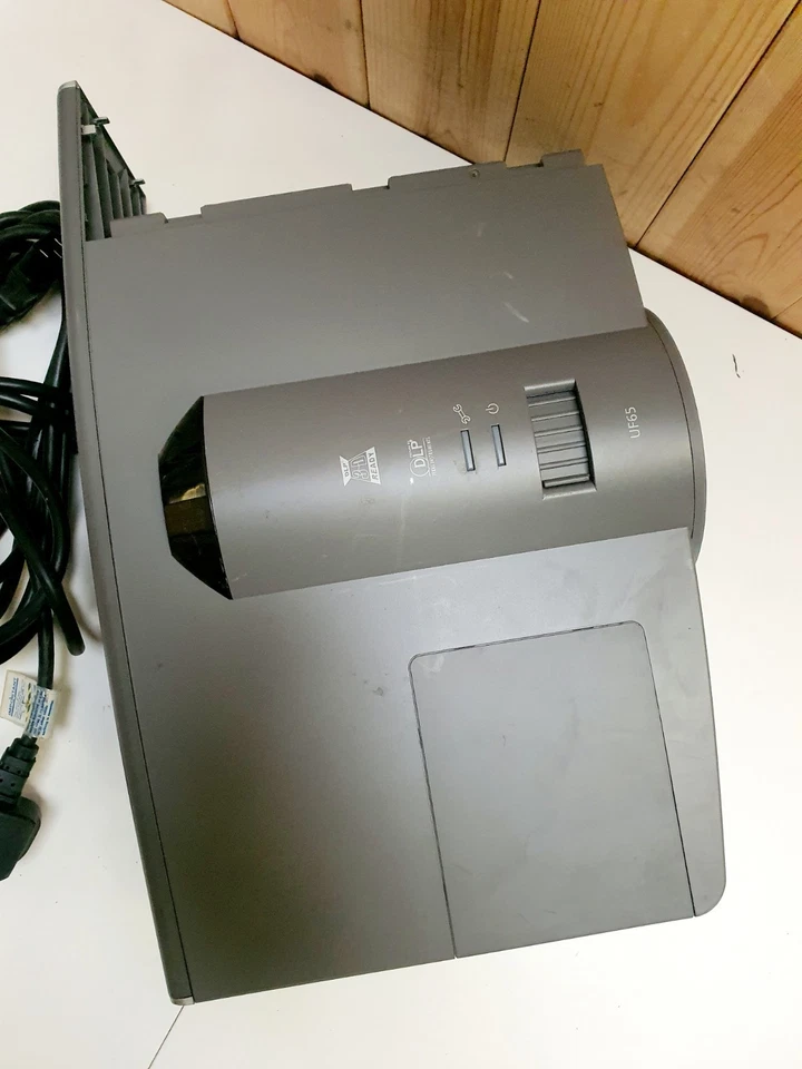 Smart UF65 Projector - Image 4 of 4