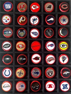 COMPLETE SET BUDWEISER 2000 NFL FOOTBALL PLASTIC LINED BEER BOTTLE CAP BUD CROWN