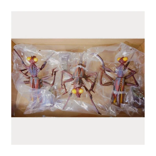 TOHO X-Plus Kamacuras Three Gangsters Figure Set Ric Boy Used - Picture 1 of 4