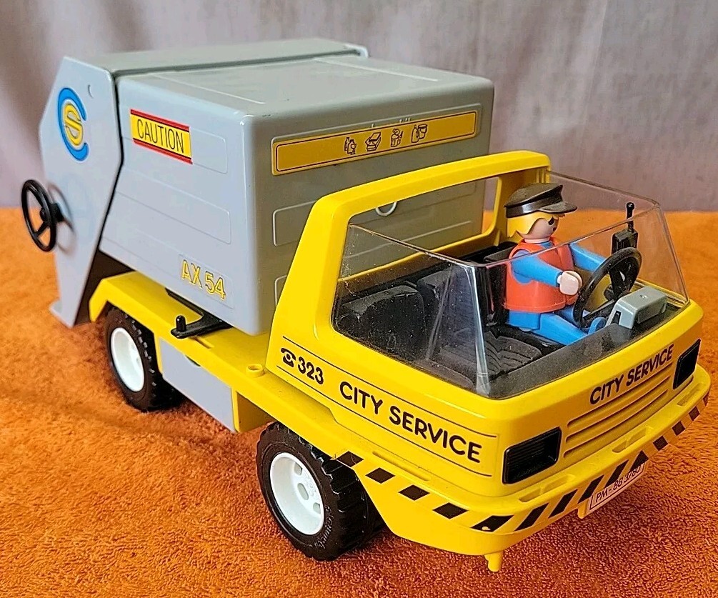 廃盤品　playmobil 3233 庭師　希少 廃盤品 playmobil 3233 庭師 希少 - メルカリ