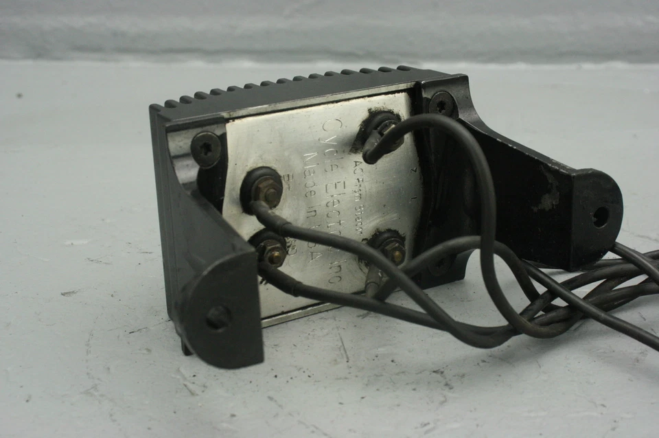 Harley Electra Glide 1999 ciclo eléctrico regulador de voltaje rectificador Foto 3 de 4