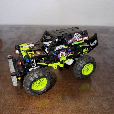 LEGO 42118 - Technic - Monster Jam Grave Digger - 2021 - NO BOX 