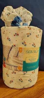 The Pioneer Woman 300 Thread count Cotton 4pc Sheet Set KING Floral Ditsy