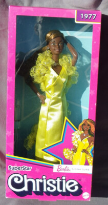 Barbie AA CHRISTIE SUPERSTAR Repro 1977 Yellow Dress 2020 Mattel GXL28 Box NRFB