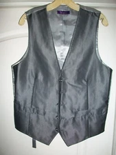 Vinci Button Up Sleeveless Suit Vest     SIZE: 36S    GRAY Beautiful Ships FREE