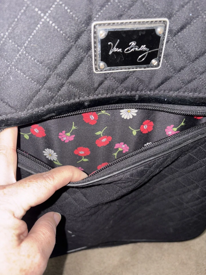 Vera Bradley *Classic BLACK *22" Spinner Suitcase Luggage *FLORAL Pattern* - Image 2 of 4