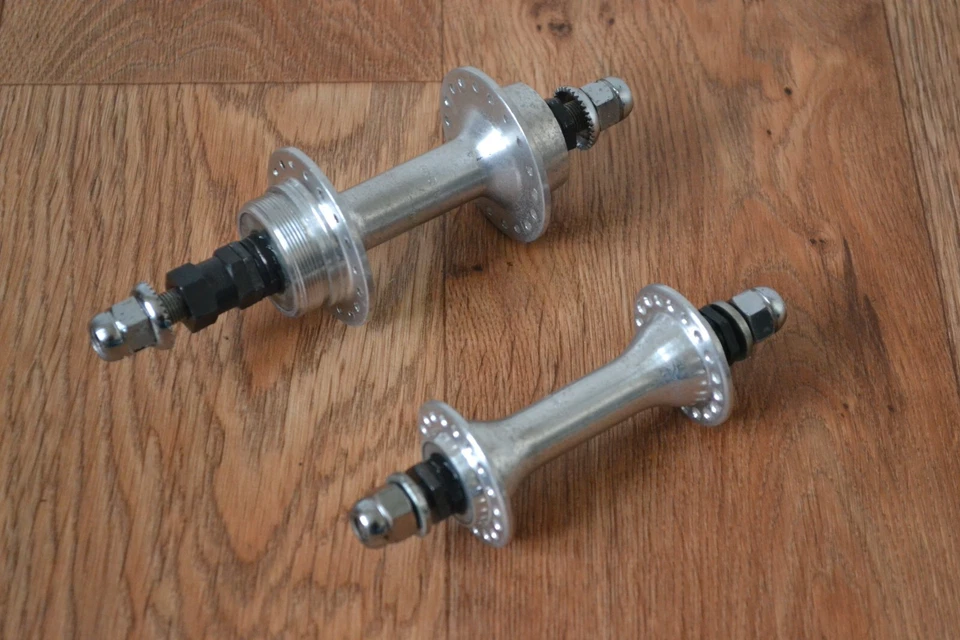 Juego de bujes de aleación Sachs vintage delanteros y traseros roscados 36 orificios atornillados Foto 2 de 4