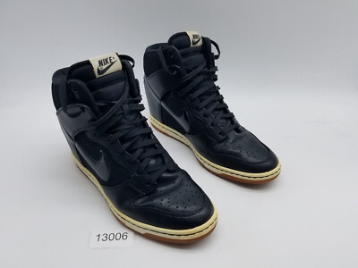 nike black heel sneakers