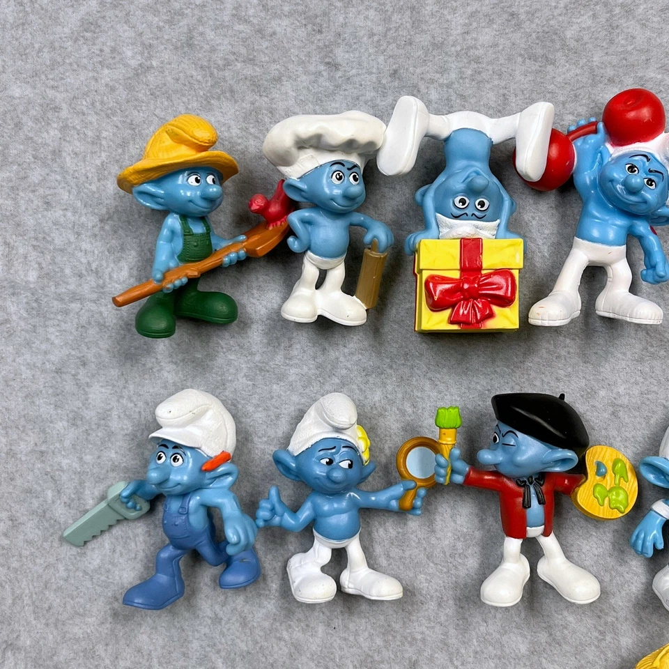 Lote de 15 bonecos colecionáveis de brinquedo Smurf McDonald's Peyo 2011 - Imagem 2 de 4