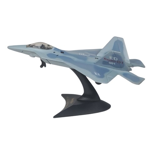 Maisto Lockheed YF-22 Lightning II Stealth Fighter Diecast Replica With Stand - Picture 3 of 11