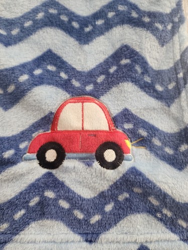 Le Bebe Favorite Plush Red Car Baby Boy Blanket Blue Road Lovey Soft Pre-owned - Picture 3 of 4