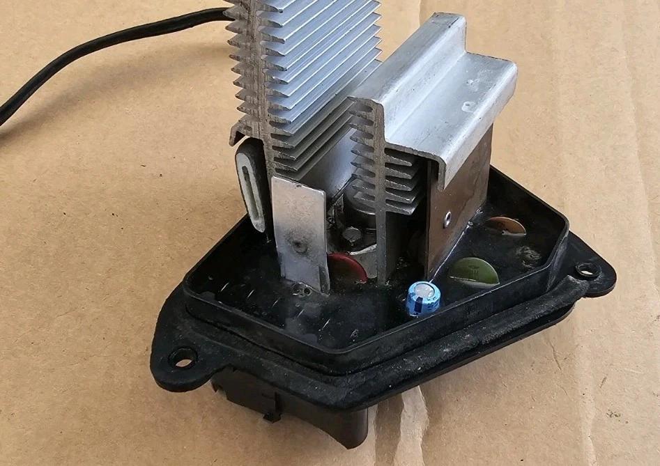 Резистор двигателя вентилятора 1980 1981 Cadillac Eldorado / Seville  - Изображение 2 из 4