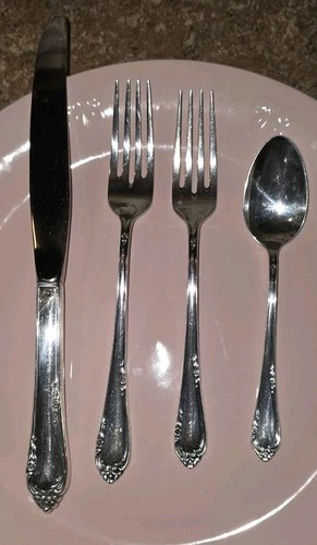 Dancing Flowers by Reed and Barton Sterling Silver 4 peice Setting(s) 4pc