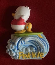 Pekkle HELLO KITTY Pekkle Duck Surfing Refrigerator Magnet Vintage 1997 Sanrio