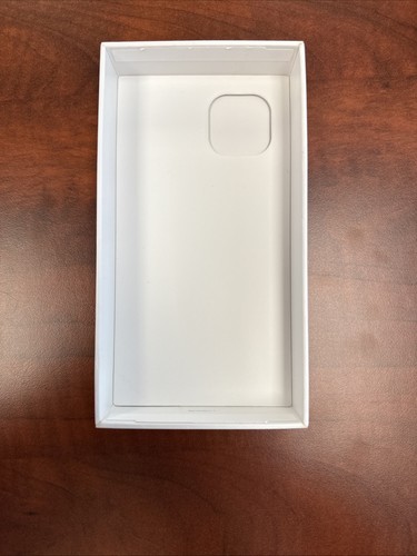 Apple iPhone 13 Midnight 128GB Empty Box Only - Photo 6/12