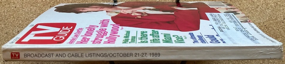 TV Guide VTG Issue - October 21 - 27, 1989 w/ Jamie Lee Curtis • Billy Crystal - Image 3 of 3
