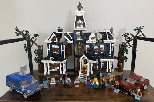 Alt LEGO STRANGER THINGS Creel House (11370) with Minifigures Manual New Sealed