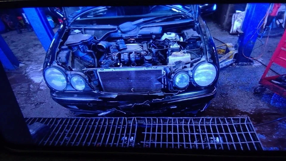 Throttle Body 202 Type C280 Fits 98-00 MERCEDES C-CLASS 6387480 - Image 3 of 4