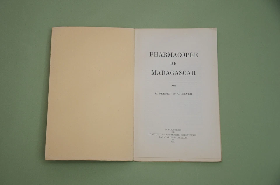 Madagascar Herboristerie H. Pernet G. Meyer Pharmacopée de Madagascar 1957 - Photo 2/4