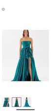 Tarik Ediz Evening Gown Emerald Color. Excellent condition. Worn Once For 4 Hrs.