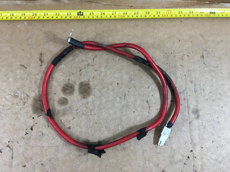 Mini Cooper R56 2012 abrazadera de batería cable fusible positivo 9139224 OEM. Foto 3 de 4