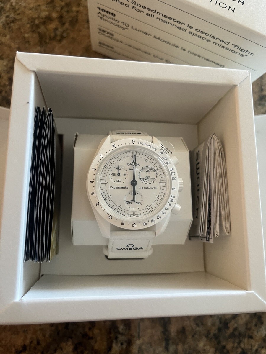 Omega x Swatch Moonswatch Mission to The Moonphase Snoopy Omega x Swatch Moonswatch Mission to The Moonphase Snoopy