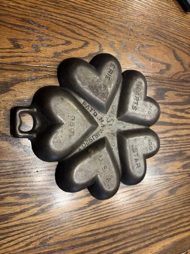 Griswold No 100 Hearts Stars Muffin Pan Cast Iron Original