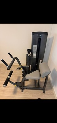 Cybex VR1 Schwarz Abdominal / Back Extension