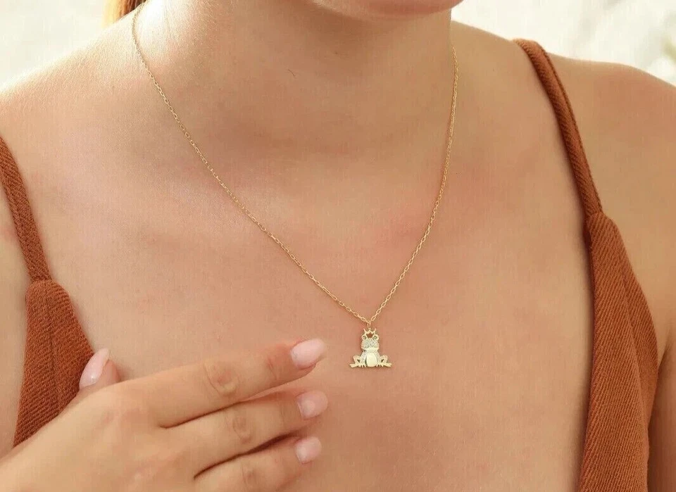 2 Ct Round Cut Simulated Peridot Fancy Frog Shape Pendant 14k Yellow Gold Plated - Image 4 of 4