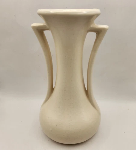 MCM McCoy USA Matte Double Handled Vase Art deco American Pottery 9.5in