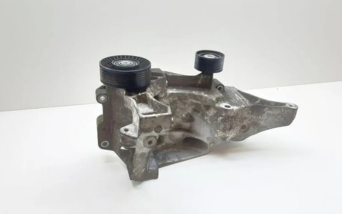 BMW 3 Coupe E92 Generatorhalterung 7802639 2.00 Diesel 2008 33698352