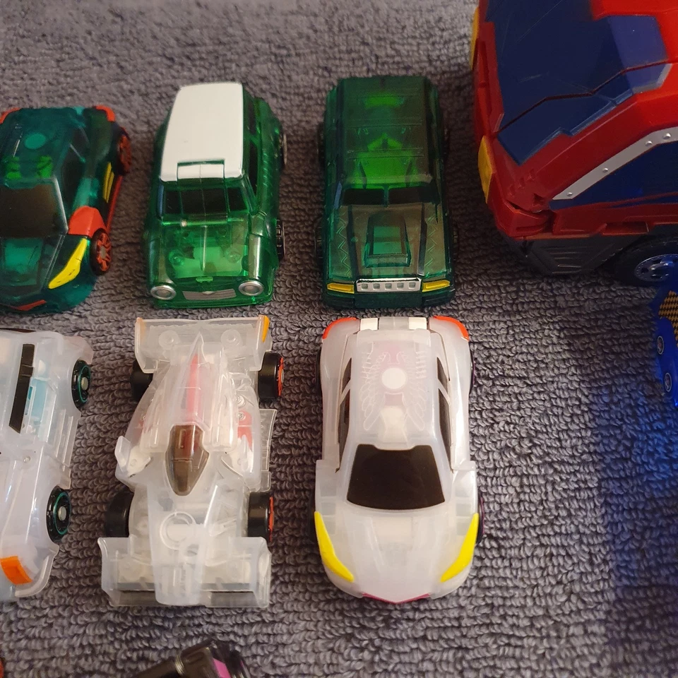 TURNING MECARD Lot Transformable Robot Cars 2017 Mattel Figures With Cards - Image 4 of 4