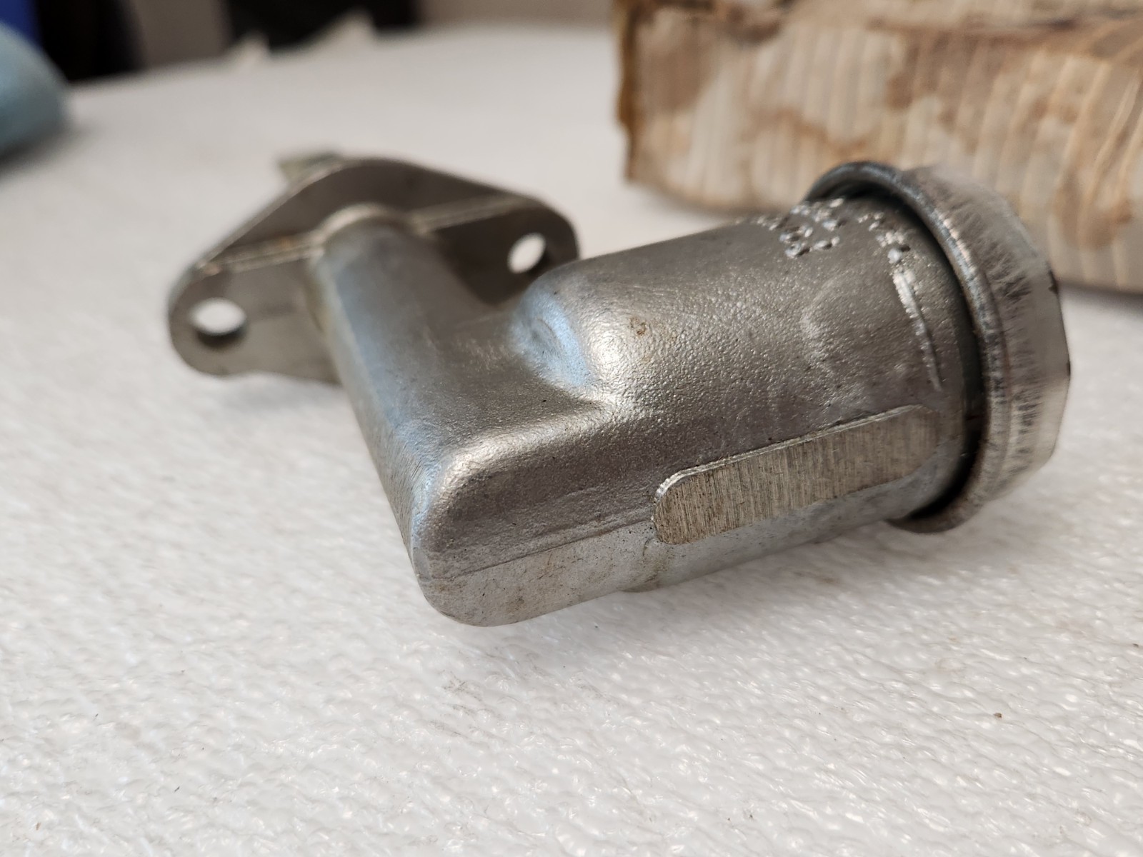 NOS 5/8 Brake Cylinder Ford Anglia Nash Metropolitan Lotus Aluminum Cap 100E2140