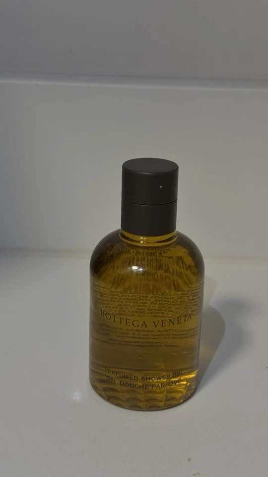 Juego de Baño Bottega Veneta (Champú, Jabón Corporal, Acondicionador, Loción Corporal) 100ml - Imagen 3 de 4