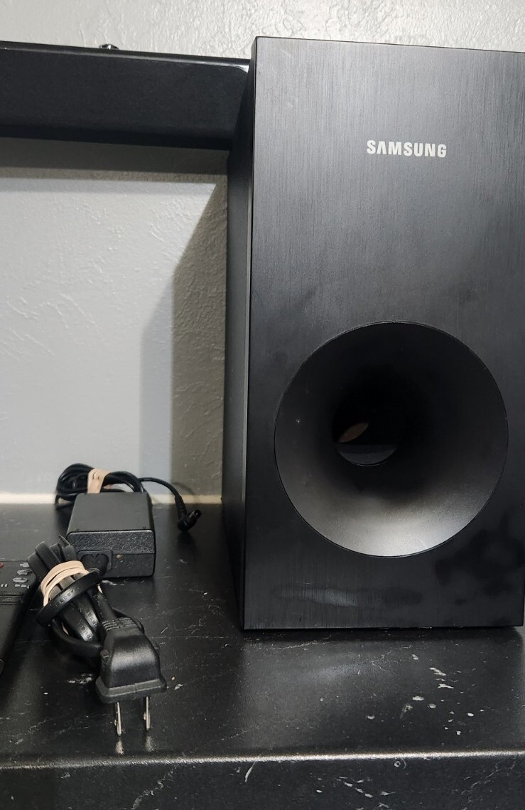 SAMSUNG HWJ355 Dolby Soundbar Subwoofer Bluetooth Connection Black eBay