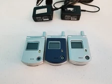 Lot of 3 Pantech PG-C300 PG-C3 Silver Blue Flip Cell Phone
