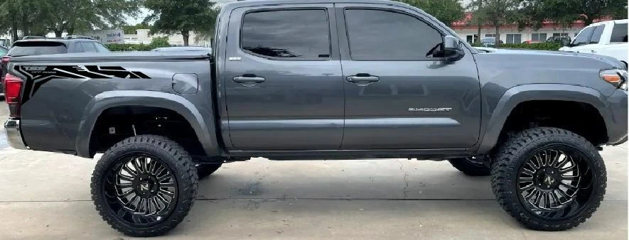 JUEGO DE CALCOMANÍAS GRÁFICAS LATERALES CAMA TODOTERRENO TSS APTAS PARA MODELOS TACOMA 16/23 Foto 2 de 4