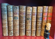 Dekoratives Buch aus dem XVIII Jahrhundert 